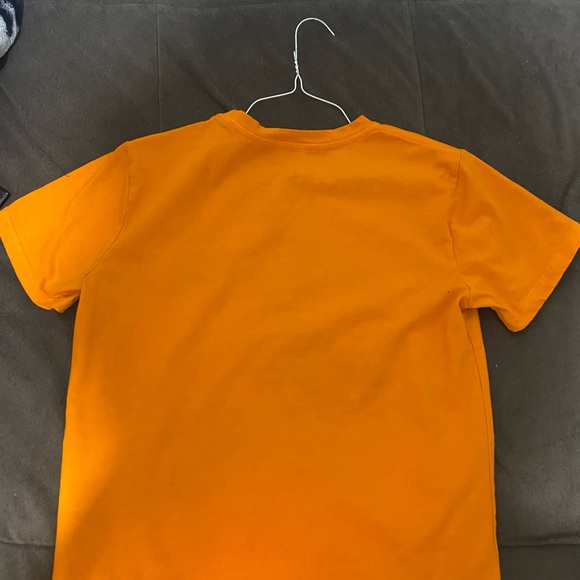 Burberry shirt - Picture 2 of 3